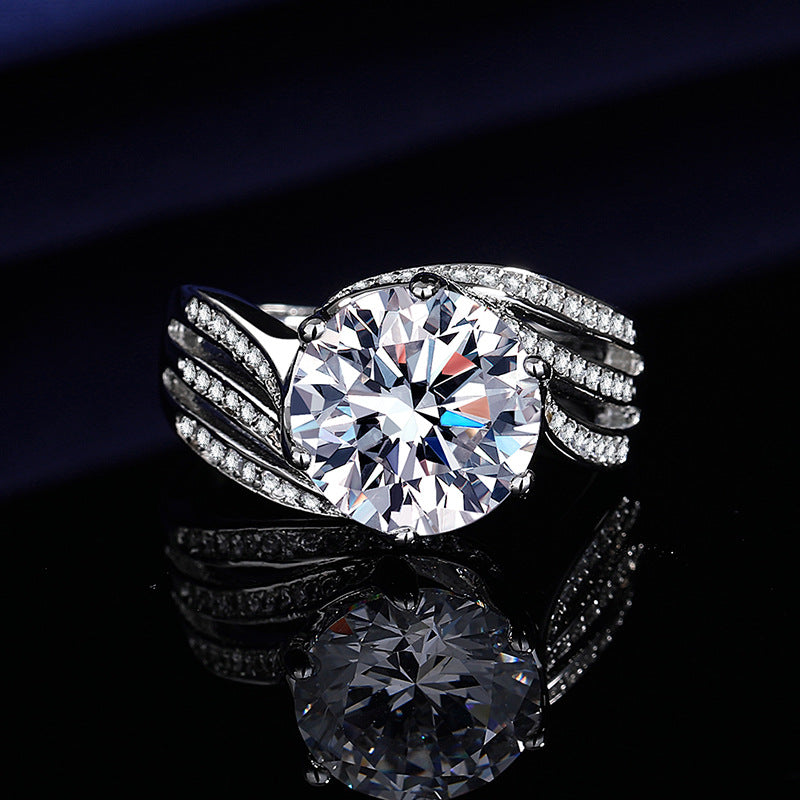 5CT Three-Row Twisted Band Bezel Cubic Zirconia Ring