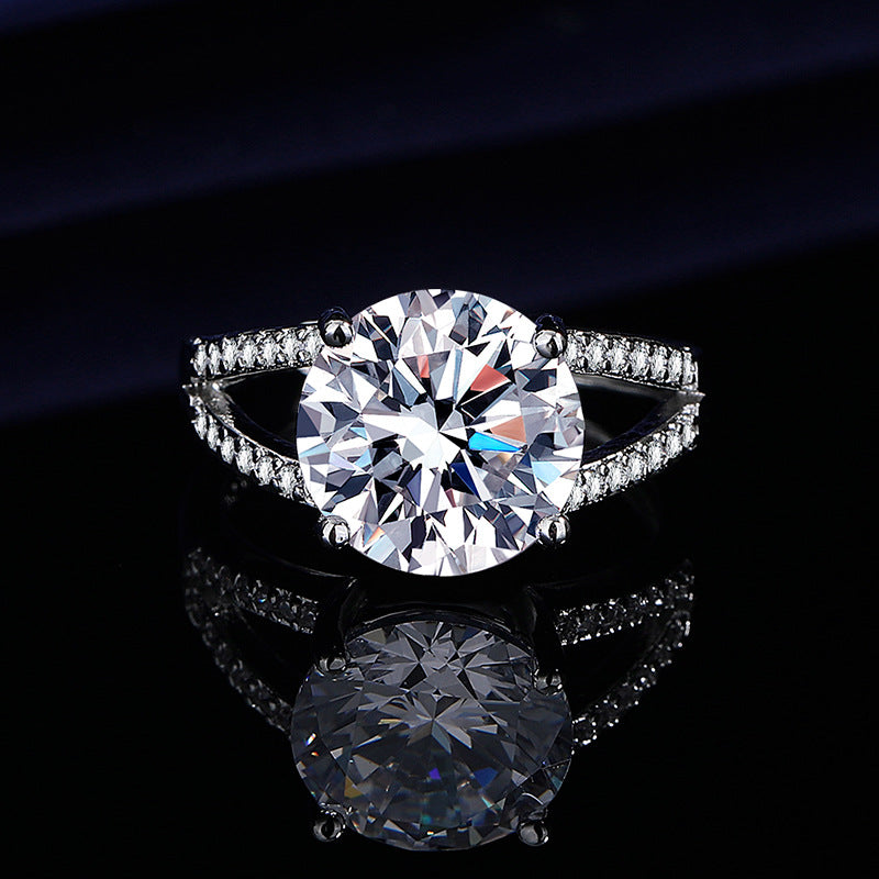 5CT Double Row Queen Scepter Bezel Cubic Zirconia Ring