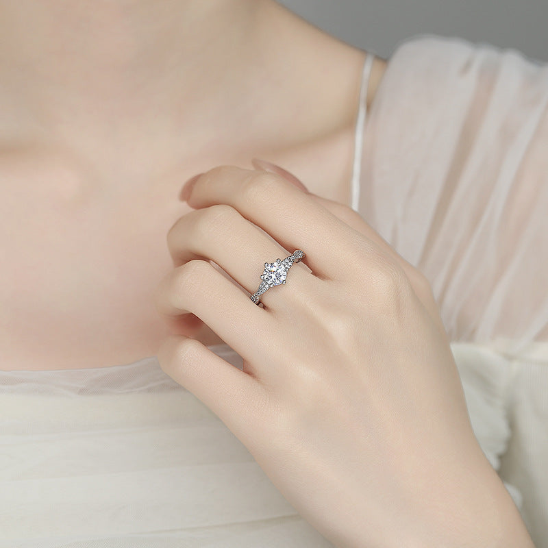 1CT Light Luxury Twisted Band Cubic Zirconia Ring